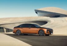 ¿Cuáles son los autos mejor evaluados por su madurez tecnológica?