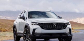 Mazda CX-50 Híbrido Premium del 2026, un robusto SUV para el trajín diario