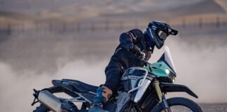 la moto que está revolucionando el mundo del rally y las trail de media cilindrada