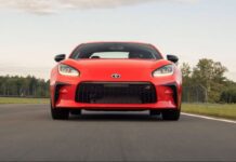 Toyota GR86 Premium del 2026, presume de un manejo excepcional
